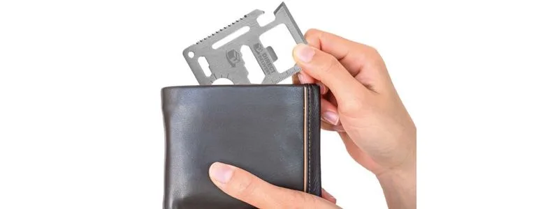 Removing a mini multi tool out of the wallet 